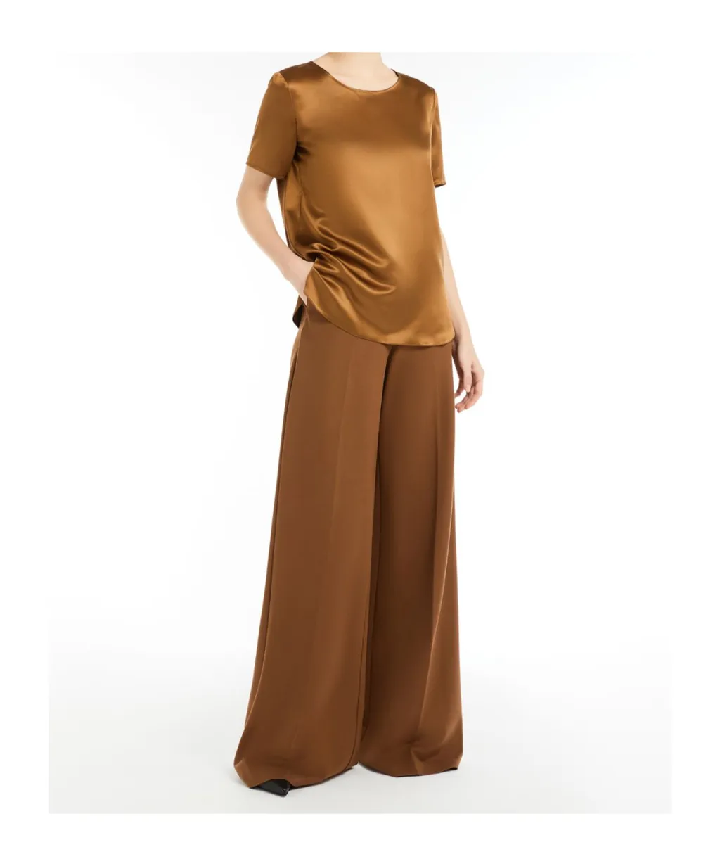 Short-Sleeved T-Shirt
