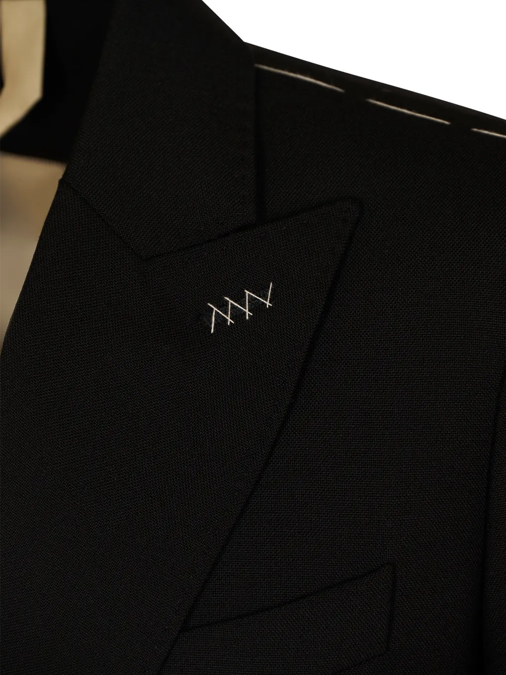 Long-Sleeved Suit Coat