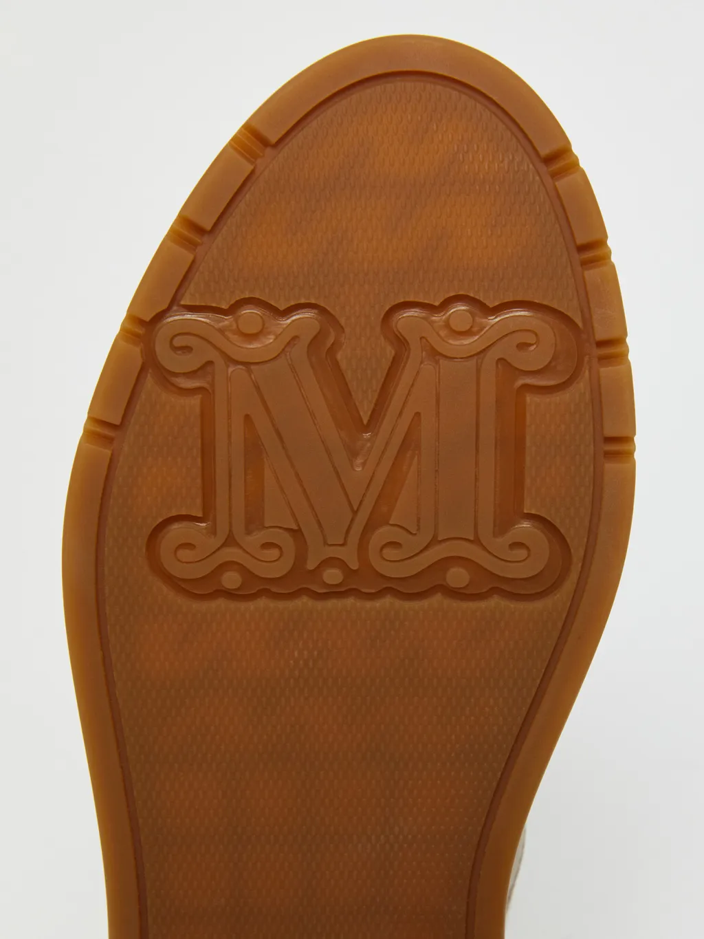 Low-Top Lace-Up Trainers