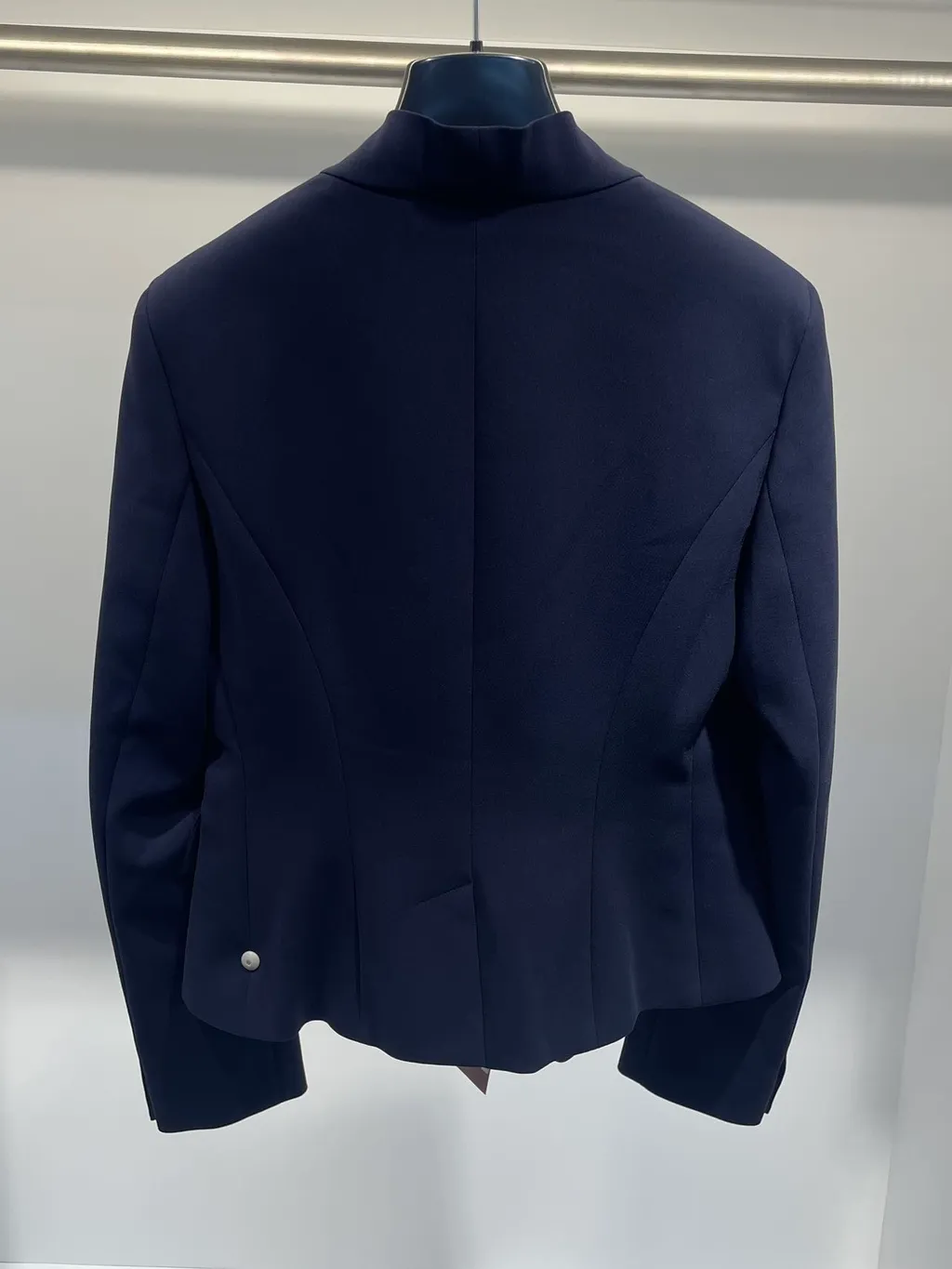 Long-Sleeved Suit Coat