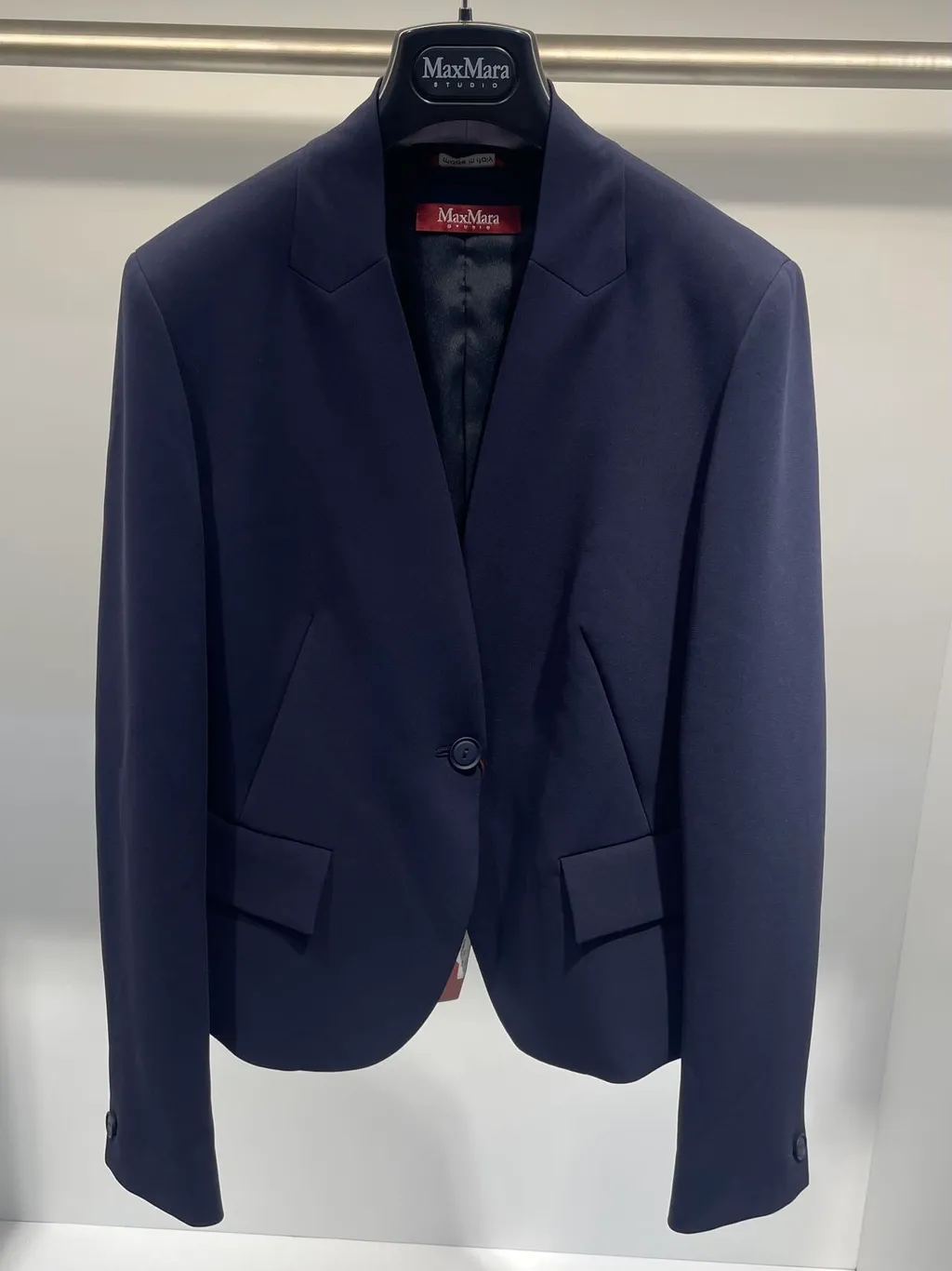 Long-Sleeved Suit Coat