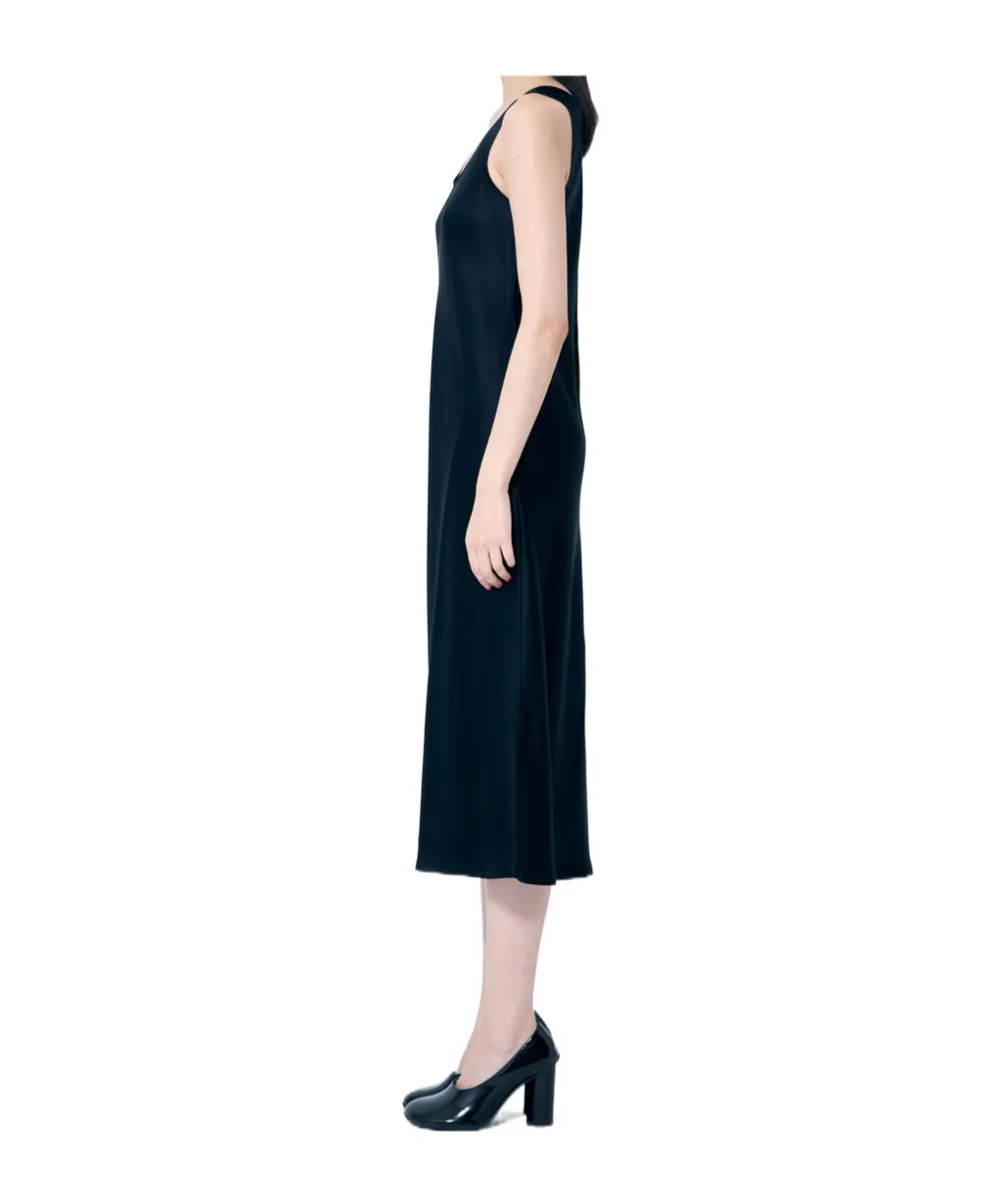 Banjo Sleeveless Midi Dress