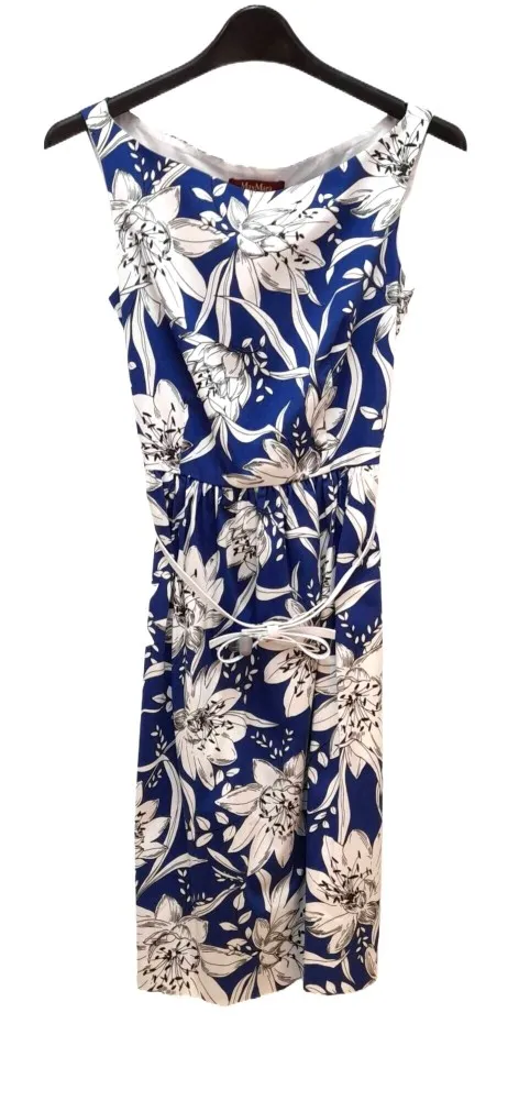 Round Neck Sleeveless Dress