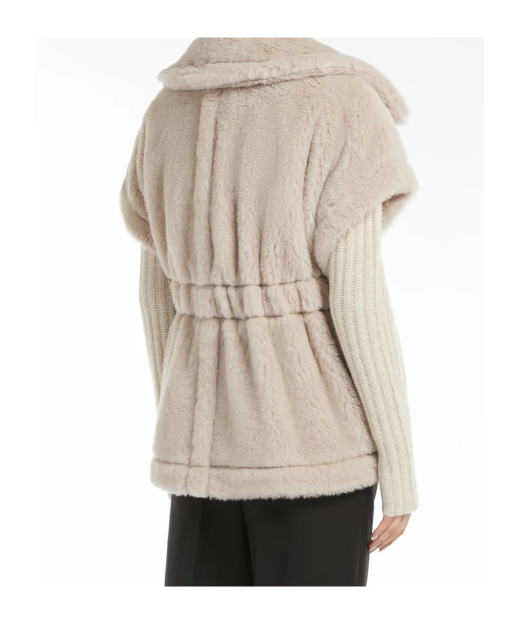 Cape In Alpaca And Wool Teddy Fabric