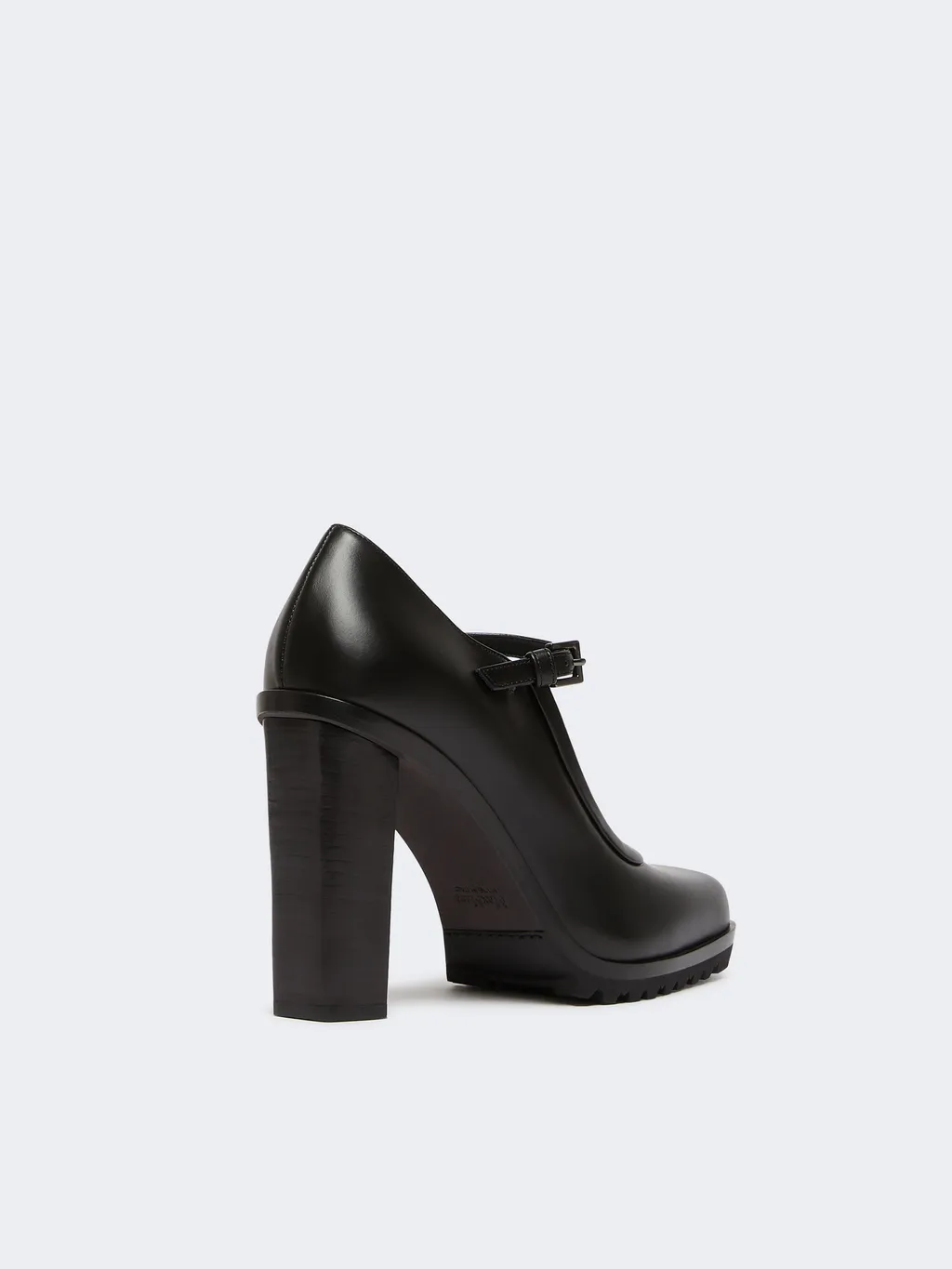 Mary Janes In Leather
