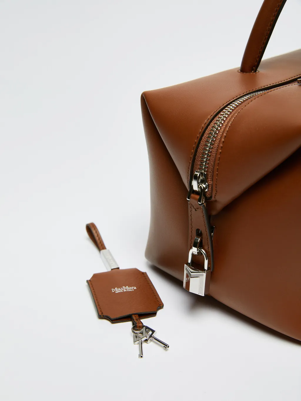 Medium Natural Leather Bowler Bag