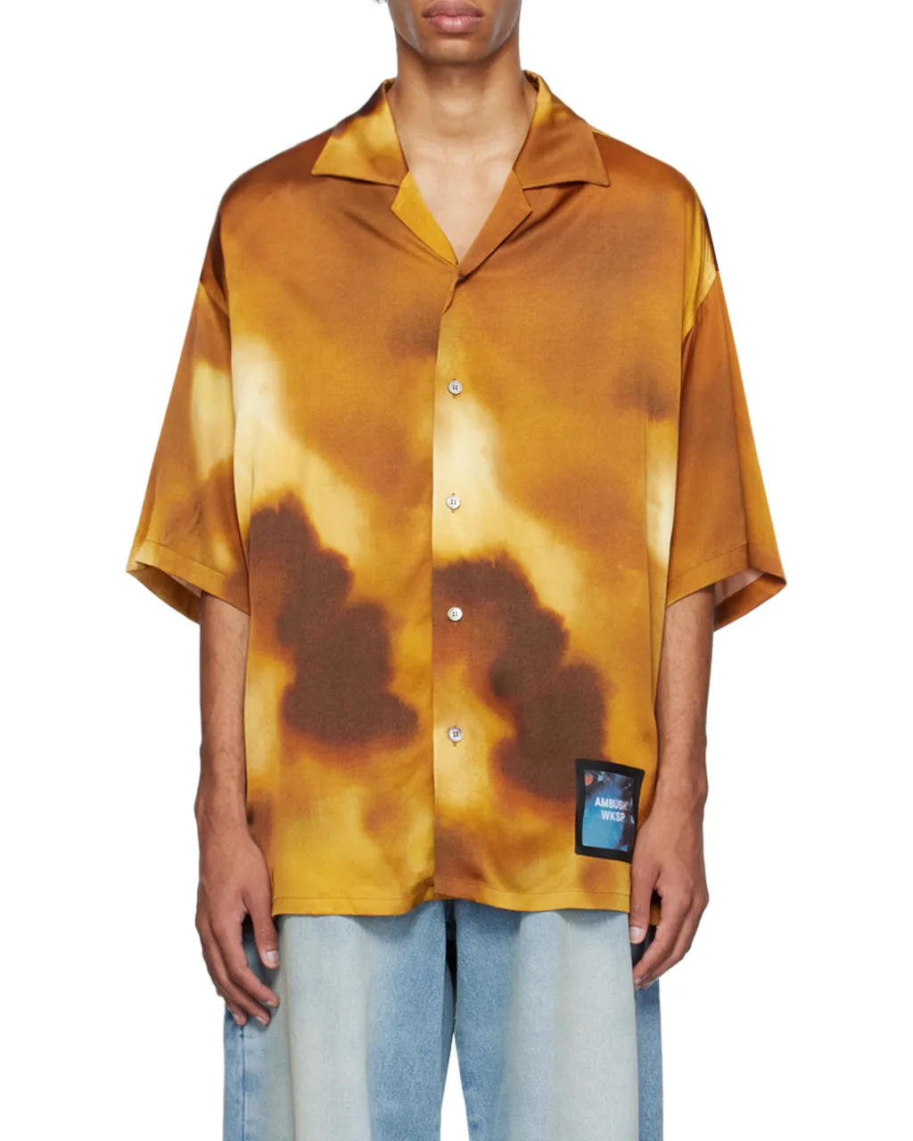 Short-Sleeved Buttoned Shirt