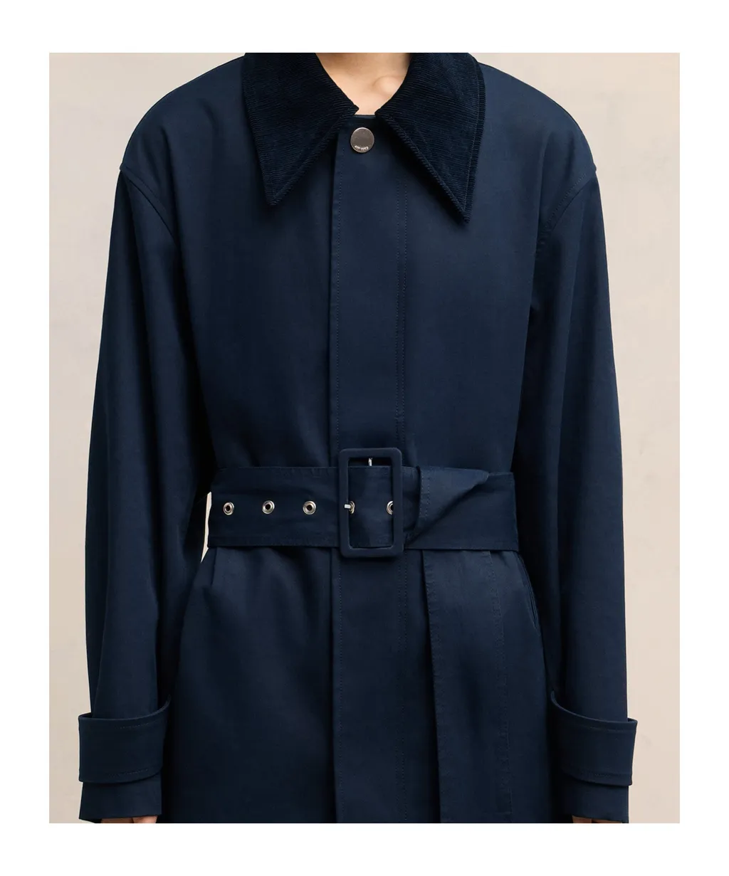 Long-Sleeved Windbreaker