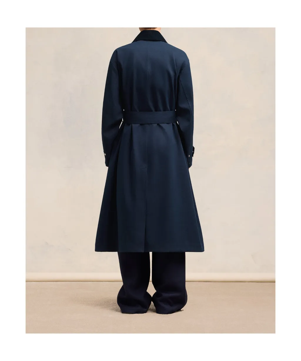 Long-Sleeved Windbreaker