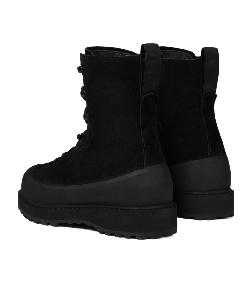 S100110 Lace-Up Hiking Boots