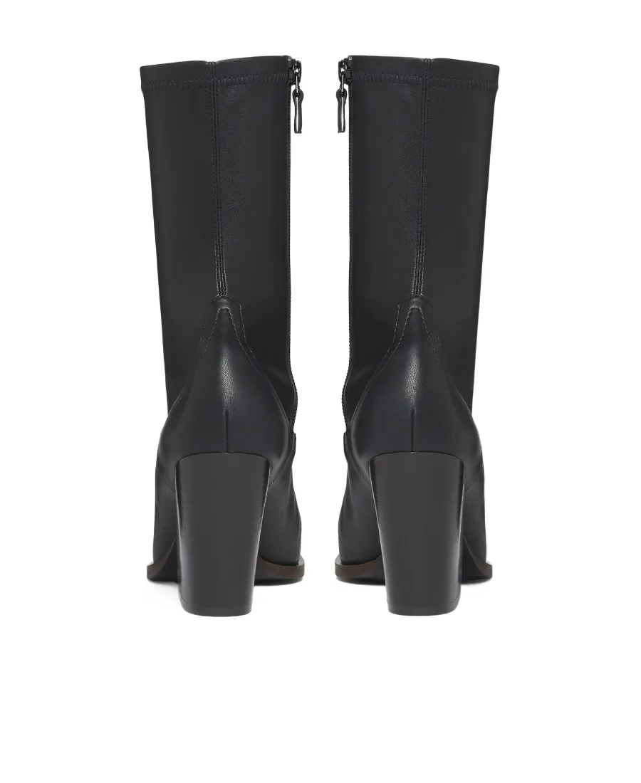 Cowboy Stretched Square-Toe Boots