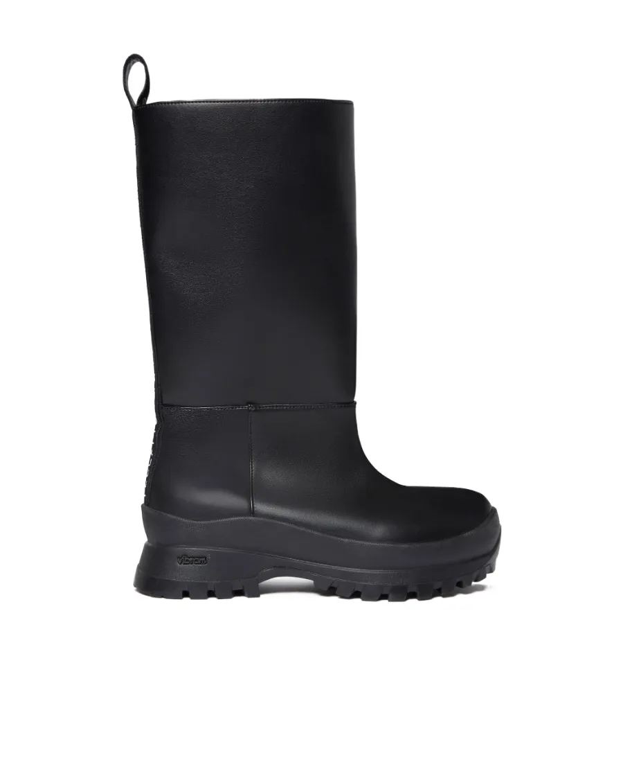 Rounded-Toe Slip On Boots
