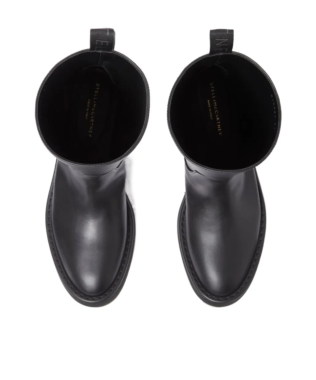 Pull-On Boots