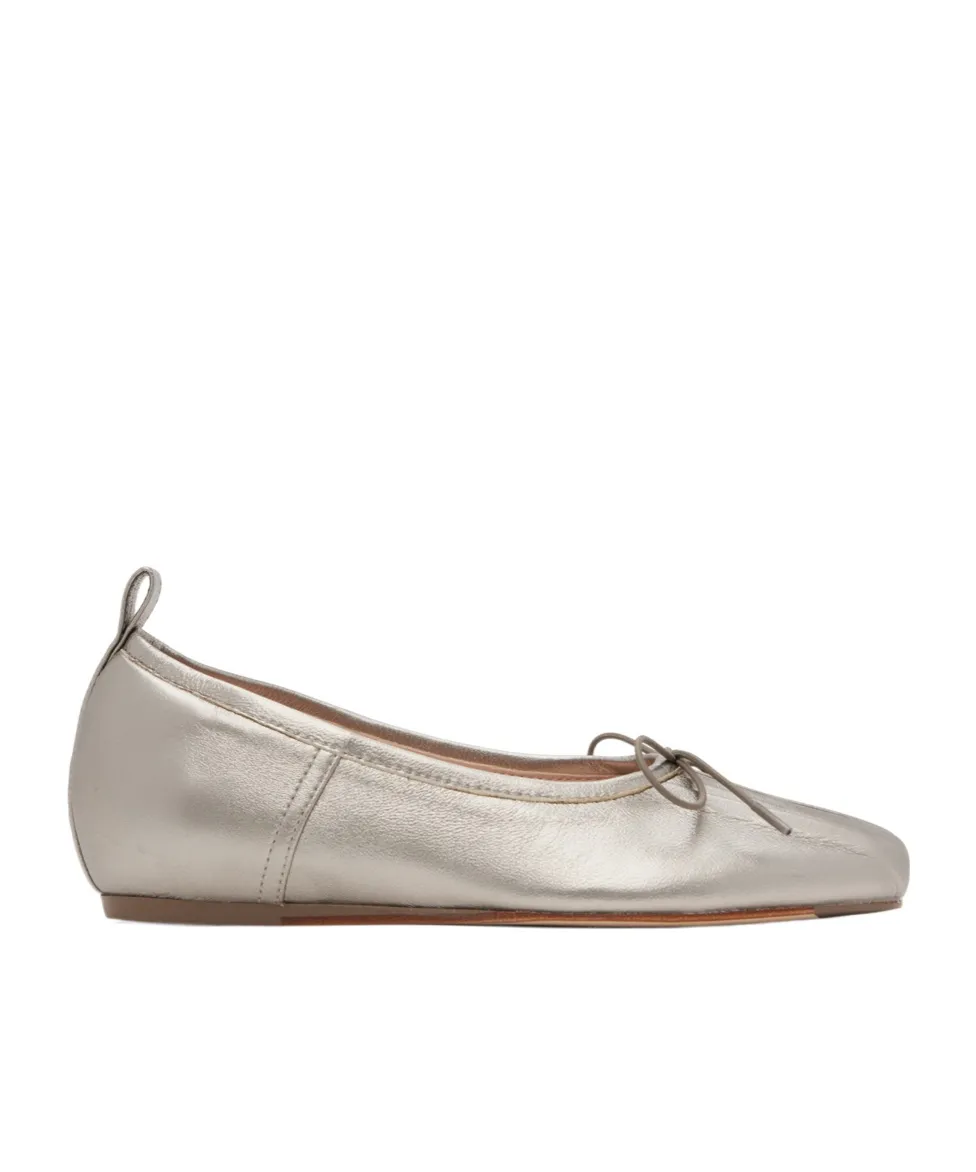 Classic Pleated Ballet Shoes
