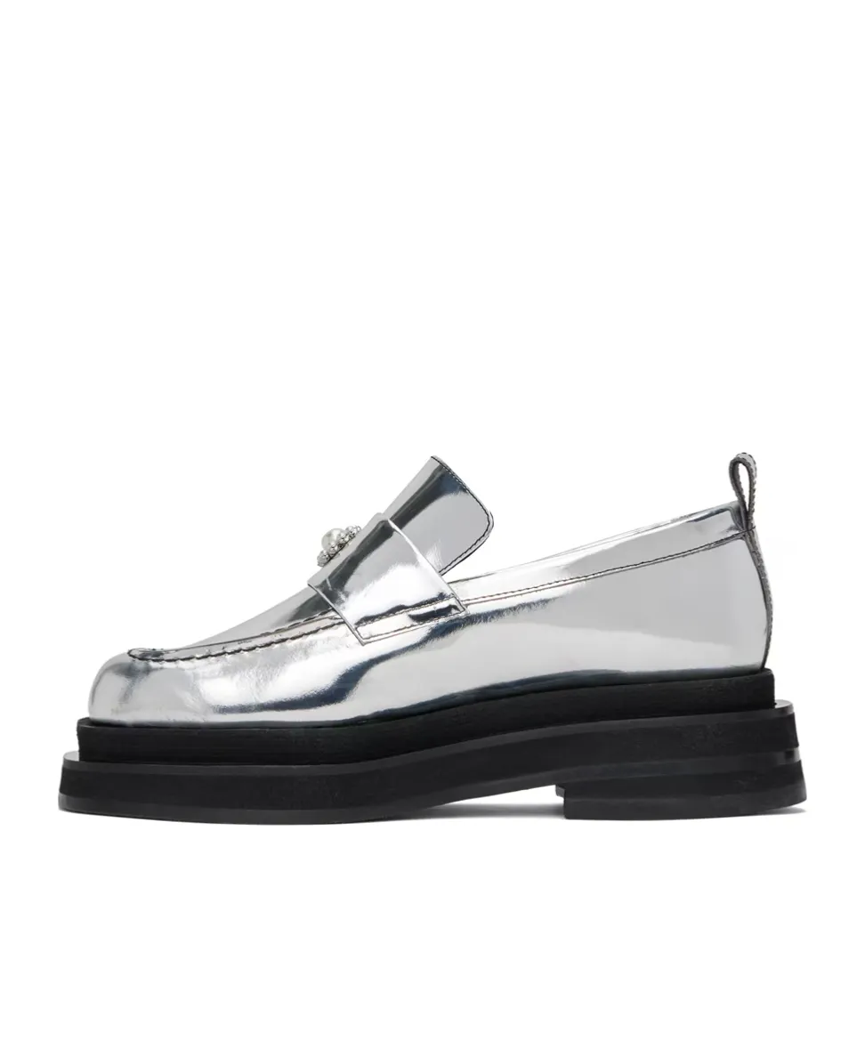 Artificial Pearl Detail Loafers