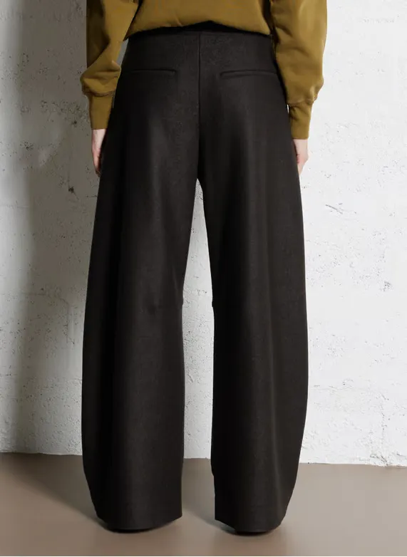 Wide-Leg Casual Trousers