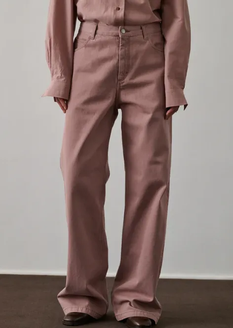 Straight Jeans