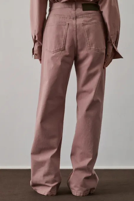 Straight Jeans