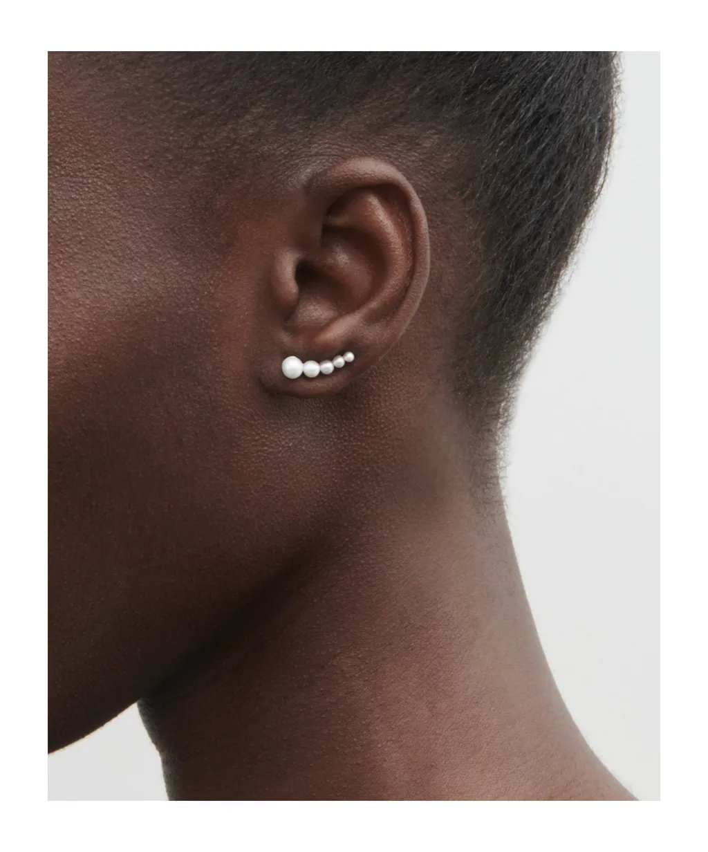 Petite Croissant Japonais Ear Cuff
