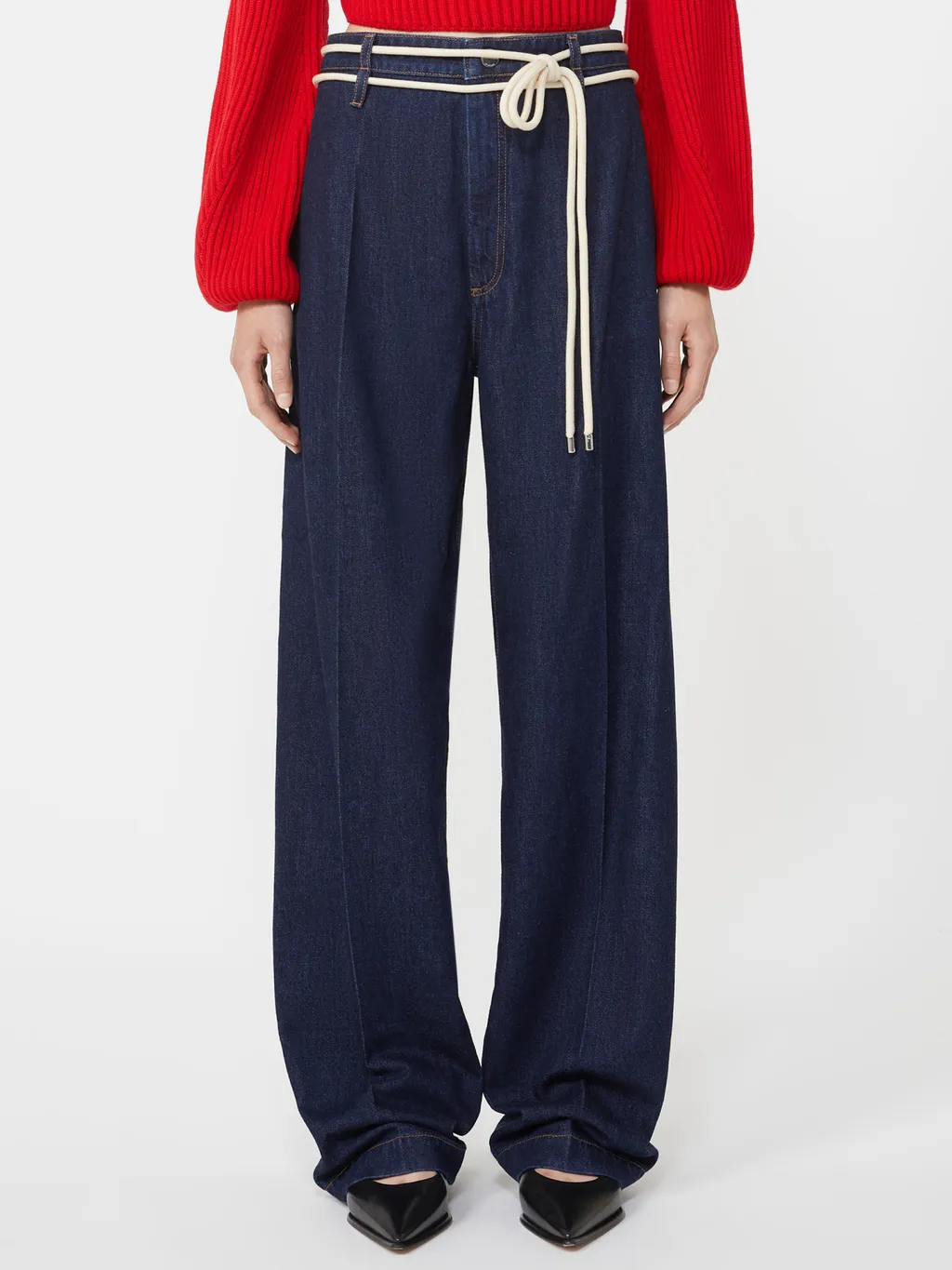 Nembi Pleat Detailed Jeans