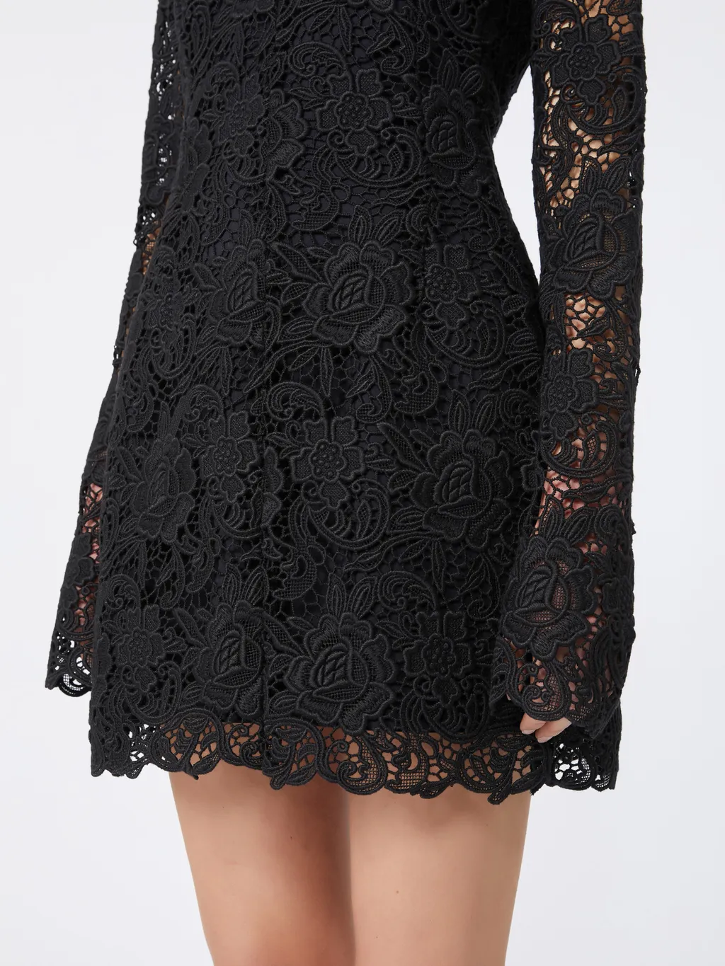 Tefrite Long-Sleeved Dress