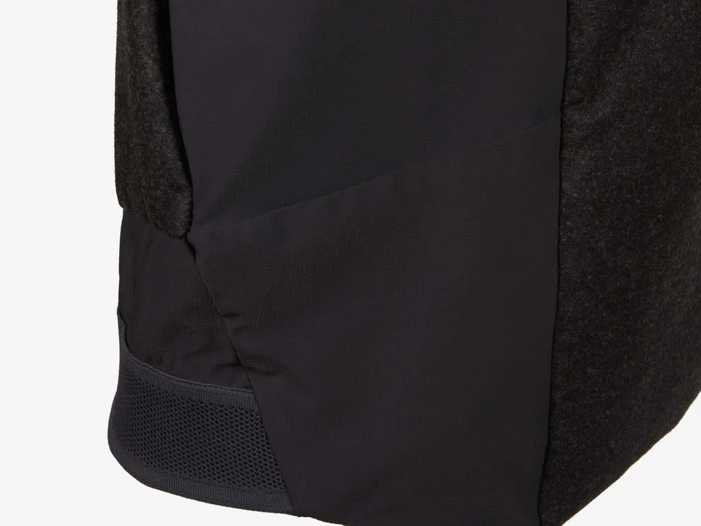 Virgin Wool Midlayer Vest