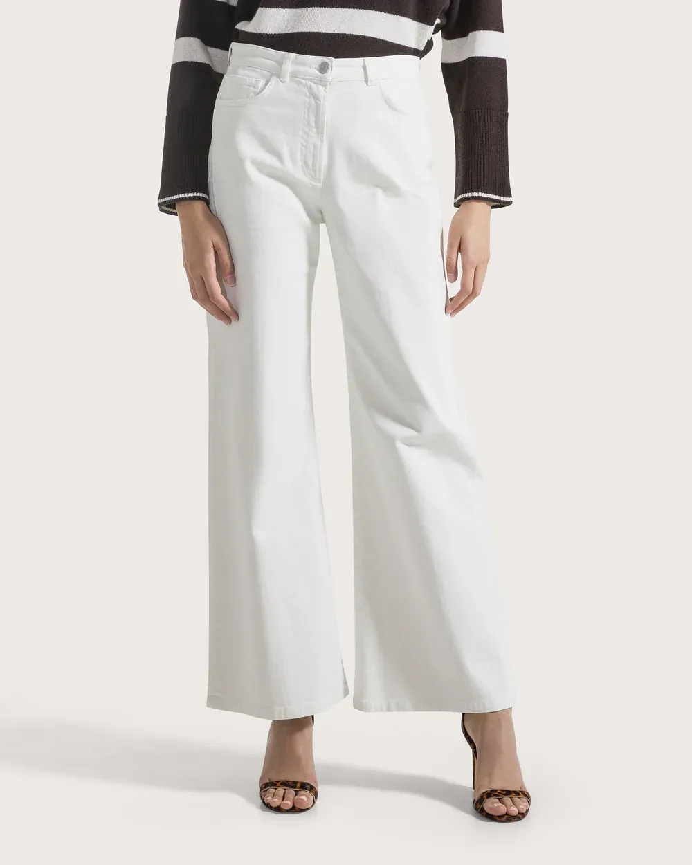 High-Waisted Long Jeans