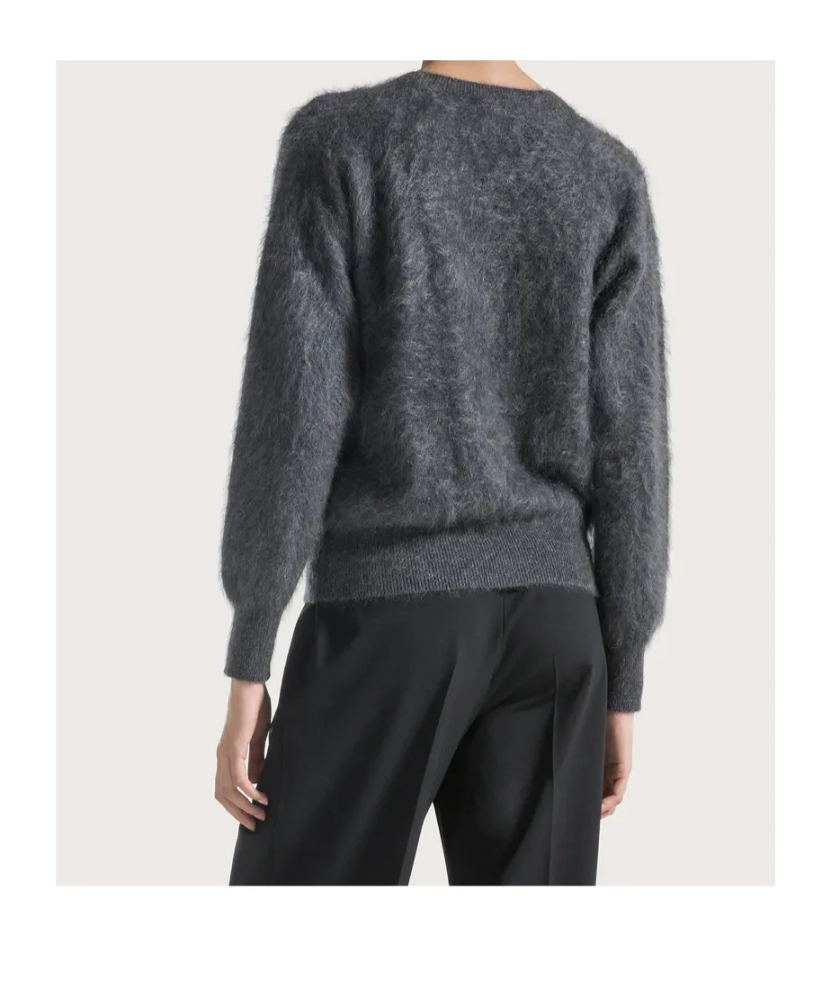 V-Neck Jumper