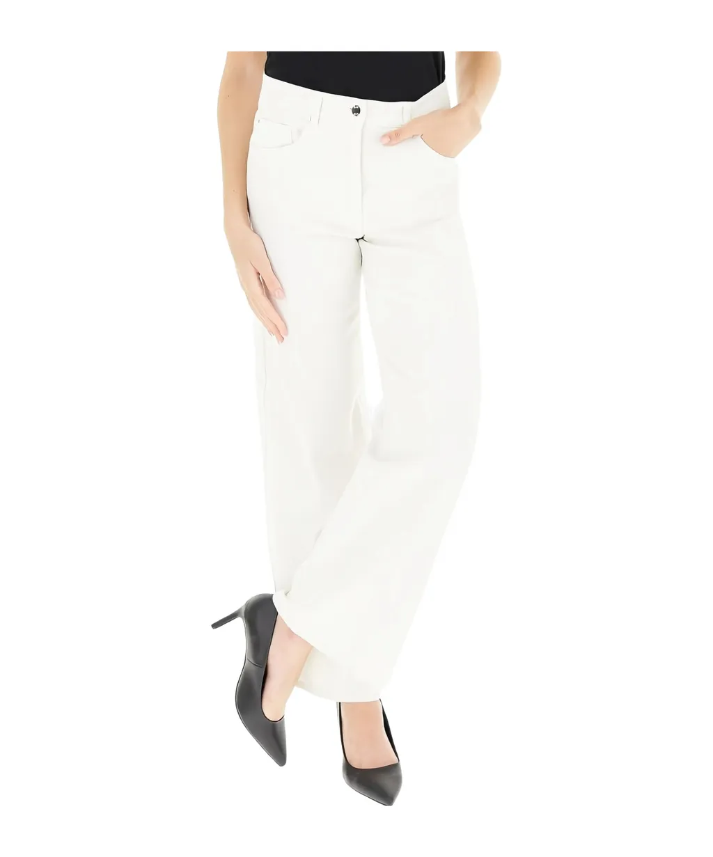 Wide-Leg Jeans