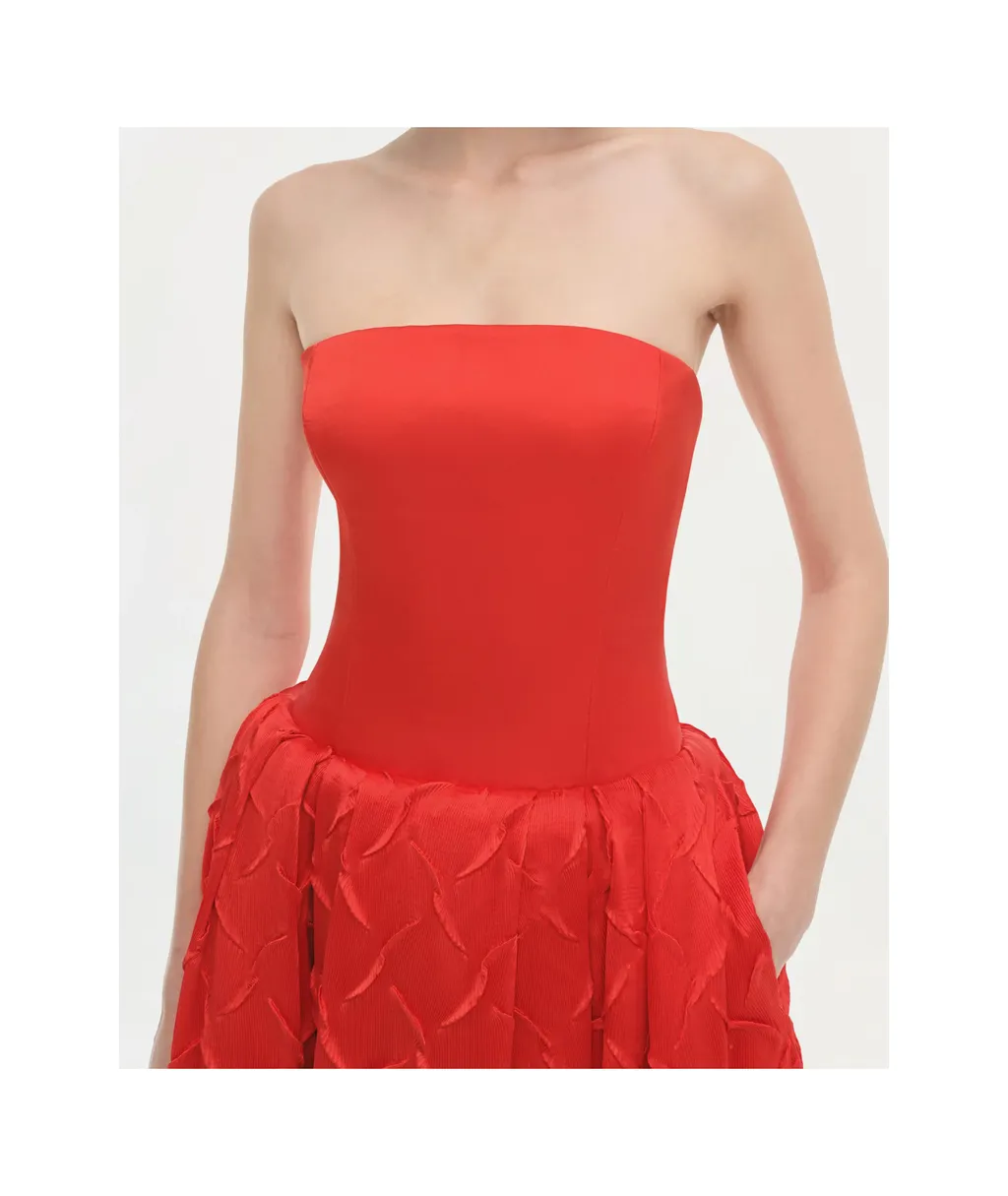 Azriel Gown