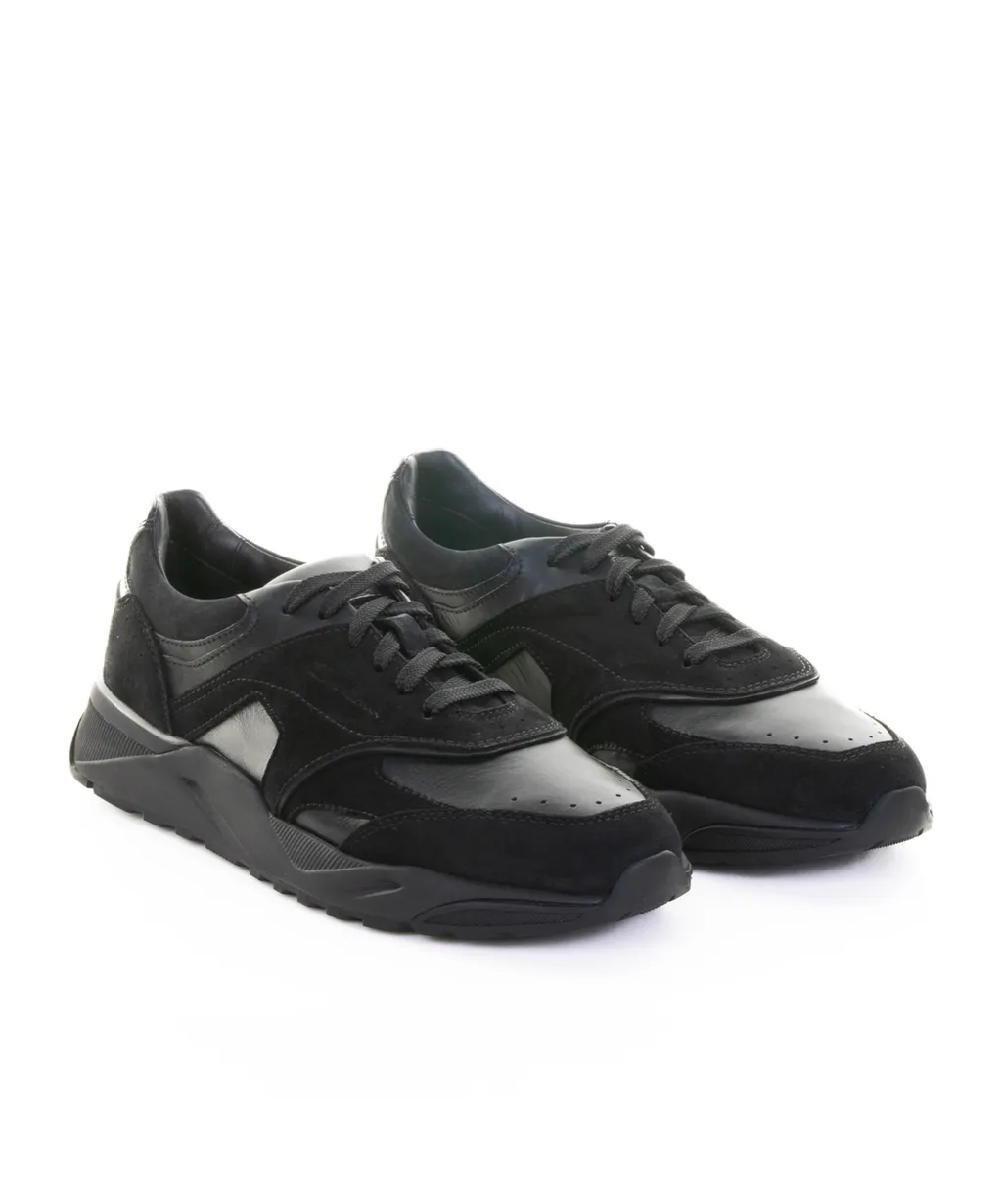Innova Lace-Up Sneakers