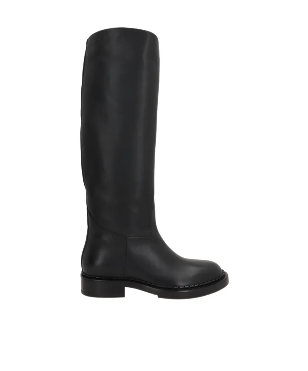 Round Toe Boots