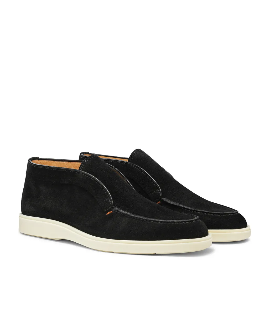 Desert Round Toe Slip-On Boots