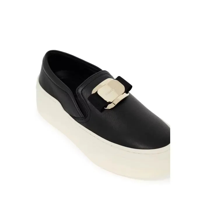 Logo Buckle Low-Cut Casual Shoes