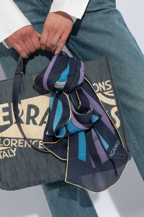 Logo Scarf