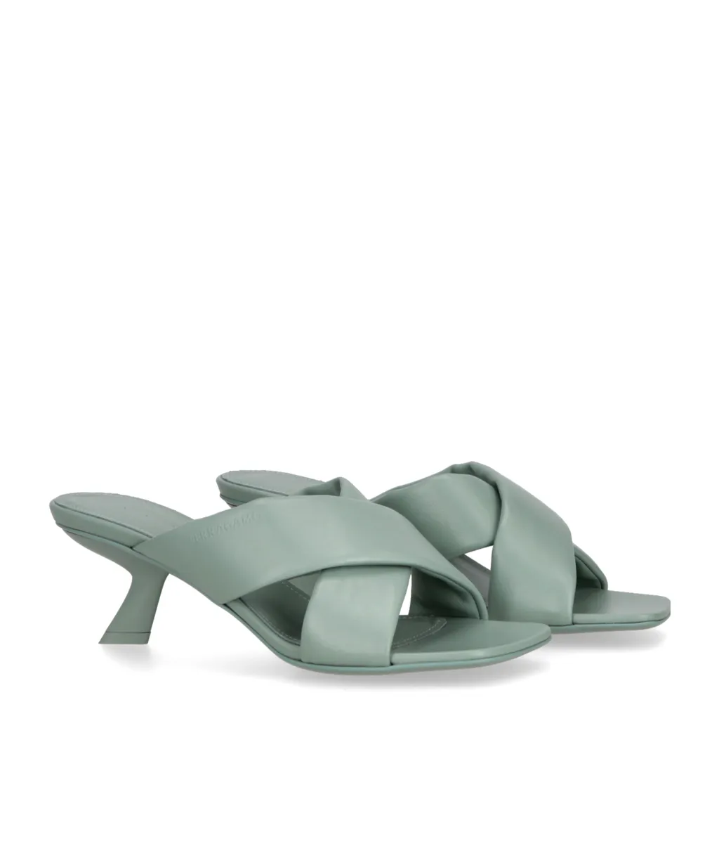 Crossover-Strap Sliders