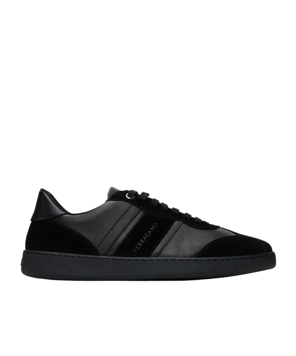 Embossed Logo Low Upper Board Shoes