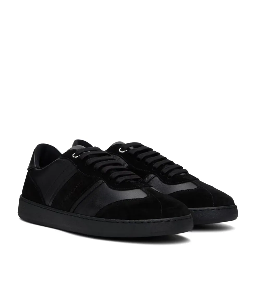 Embossed Logo Low Upper Board Shoes