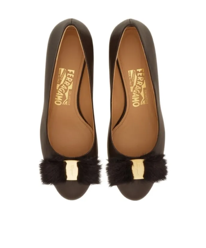 Vara Block Heel Pump