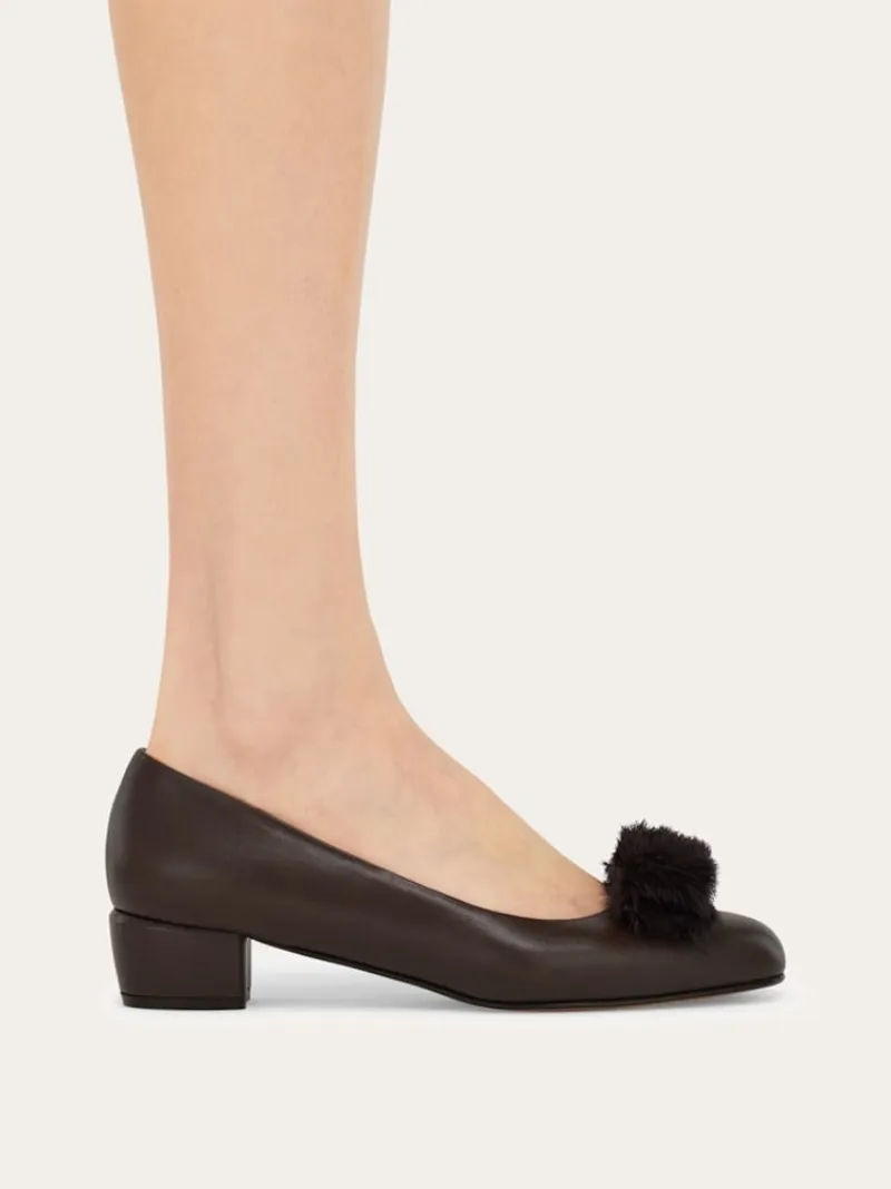 Vara Block Heel Pump