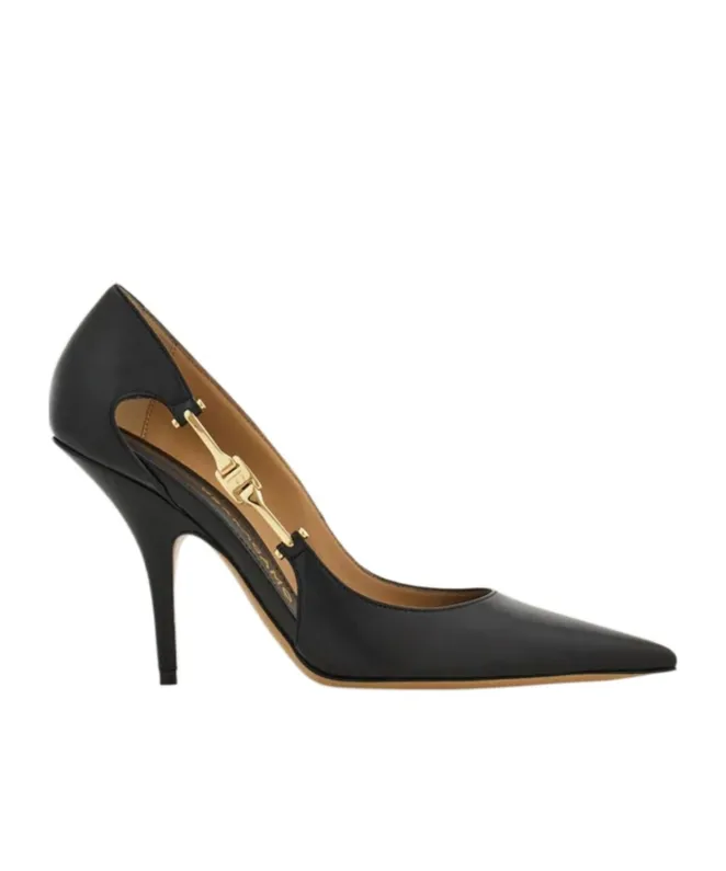 F Buckle Pump