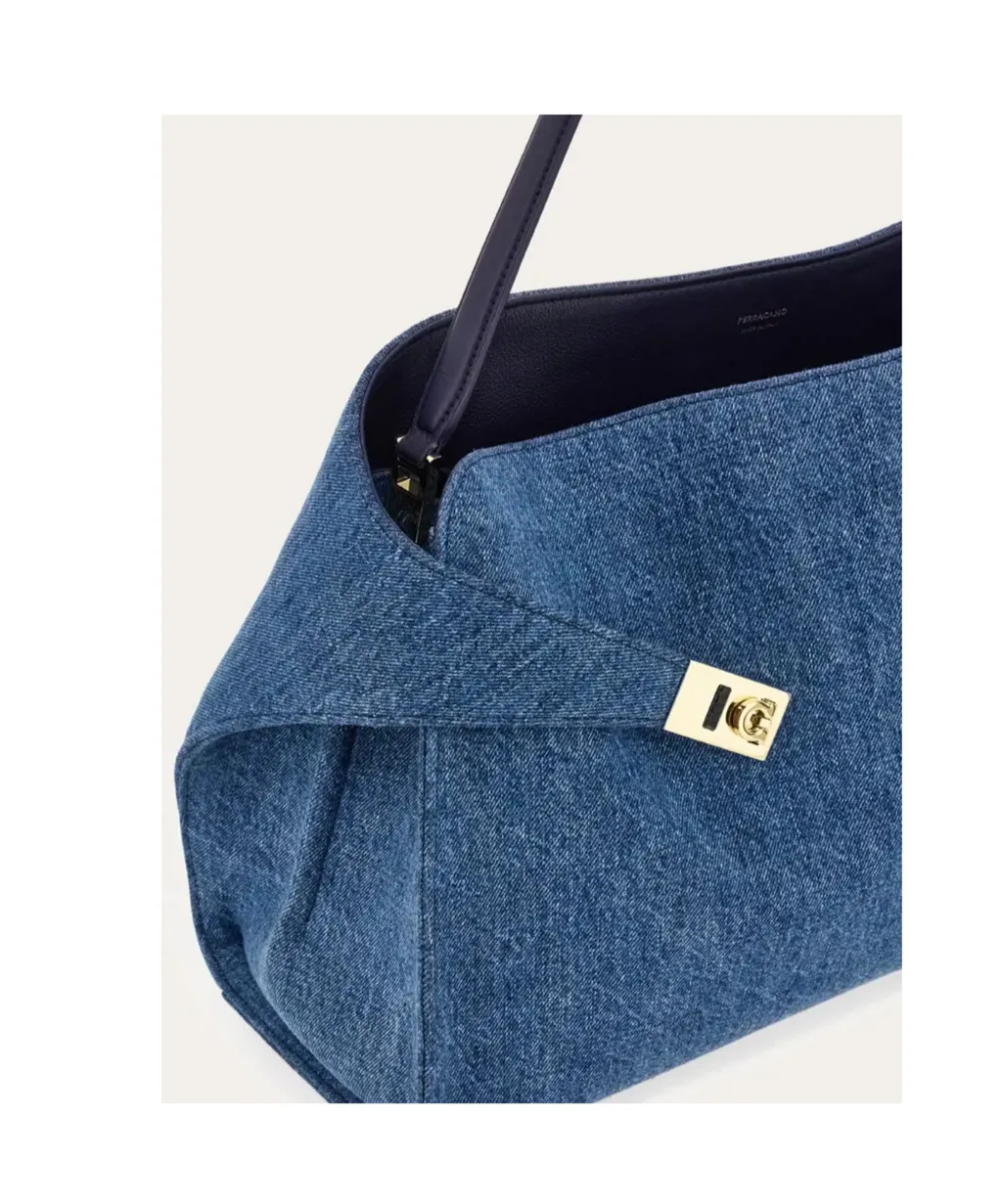 Hug Soft Shoulder Bag