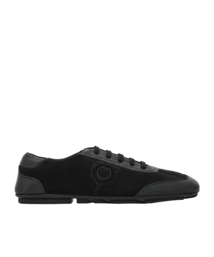 Lace-Up Driver