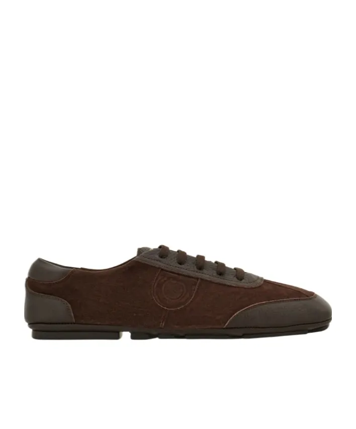 Lace-Up Driver