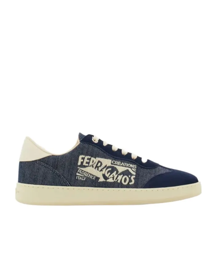 Low Top Sneaker With Logo