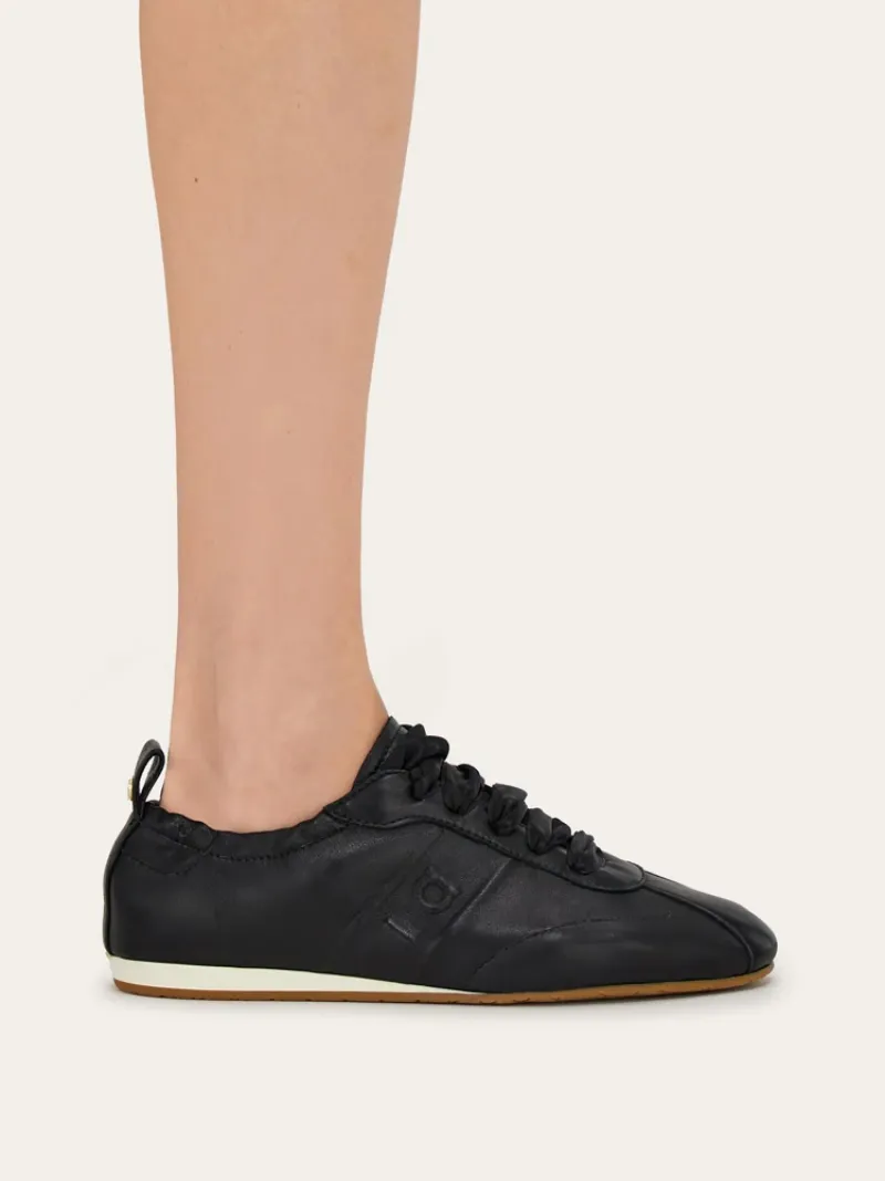 Hybrid Sneaker