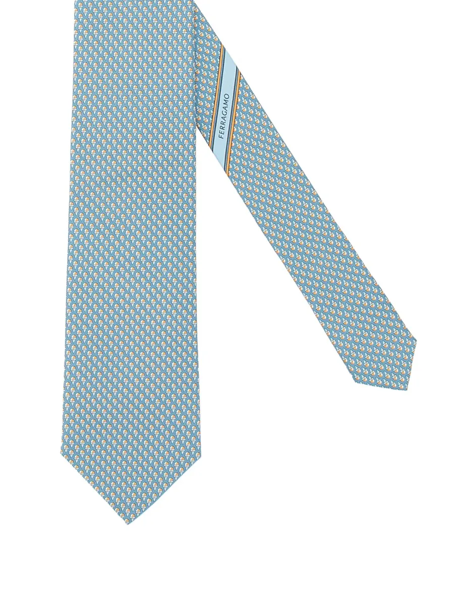 Pointed Tie