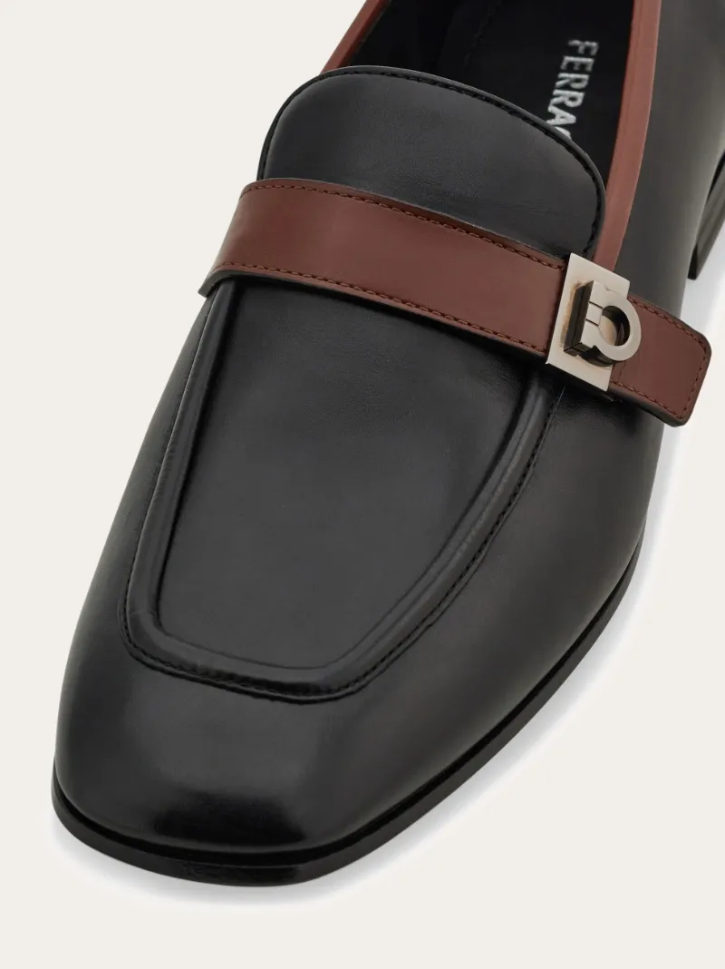 Gancini Hug Loafer