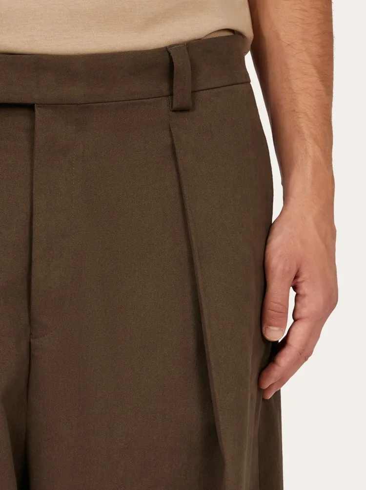 Wide-Leg Pleated Trousers