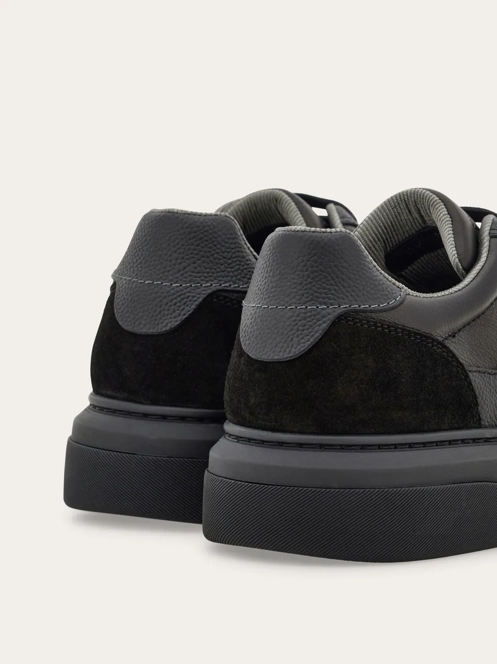 Cassina Sneakers